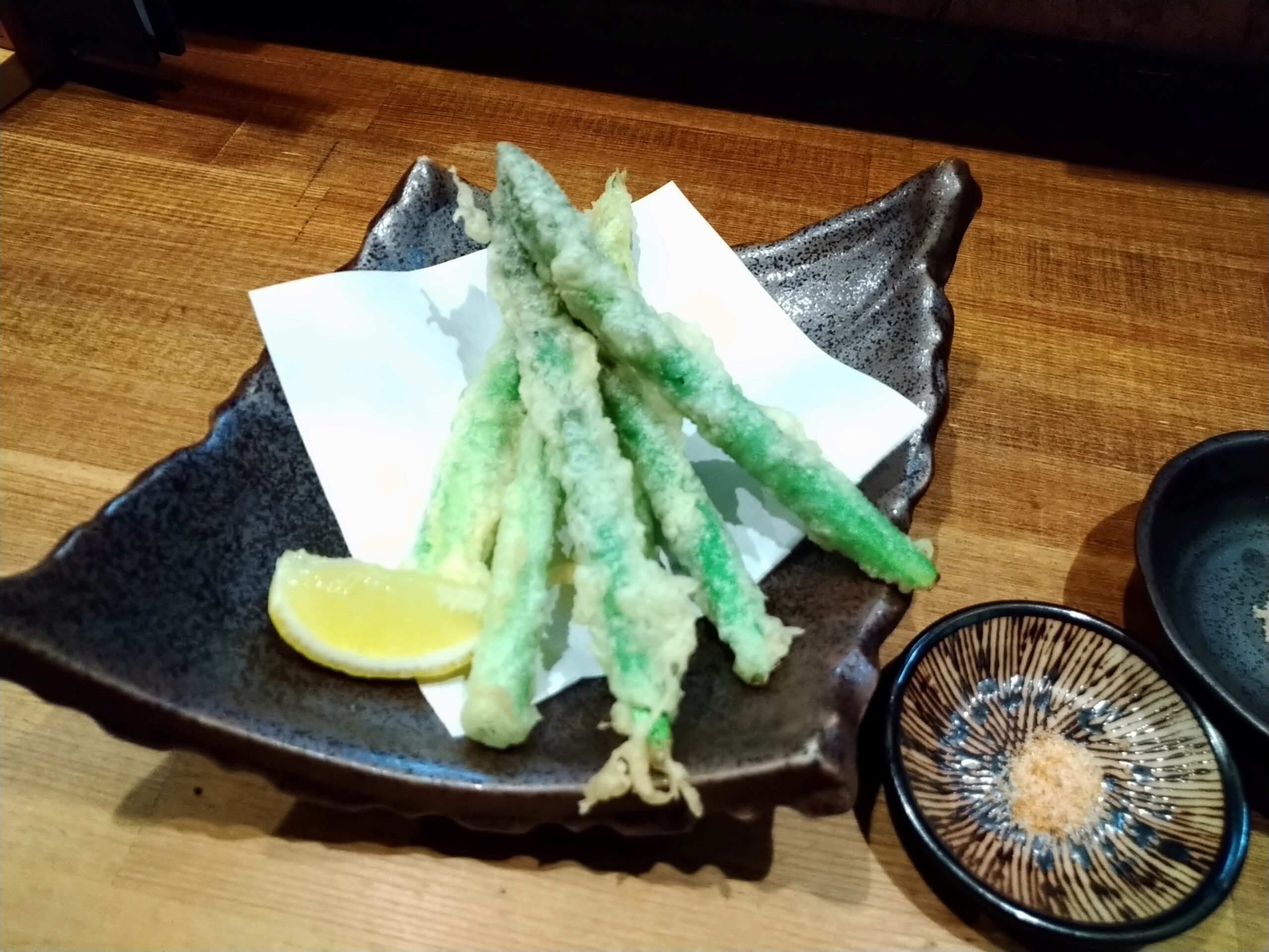 酒場 わたる